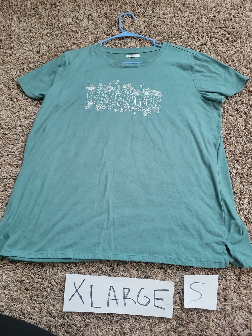Maurices XLARGE Graphic TEE Wildflower Graphic Tee